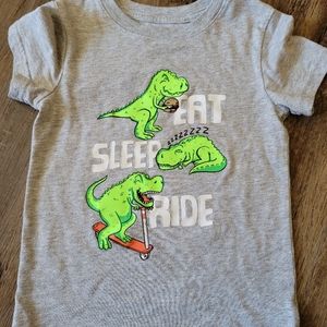Kids tee size 4T